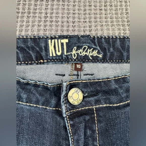 Kut from the Kloth size 10 Catherine boyfriend Dark Wash Jeans - Picture 2 of 10